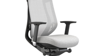 Review StableDesk Scaun ergonomic GRAVITY reglabil, suport lombar, tetiera reglabila